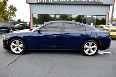 Used 2017 Dodge Charger R/T w/ Premium Group image 9