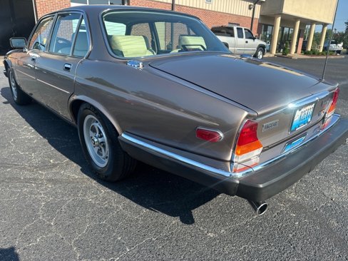 Used 1986 Jaguar XJ Vanden Plas image 5