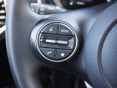 Used 2023 Kia Soul LX w/ LX Technology Package image 42