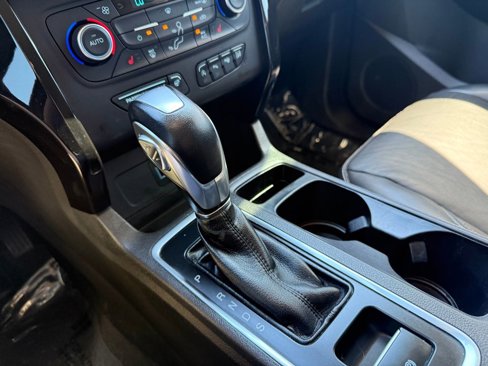Used 2018 Ford Escape Titanium image 28