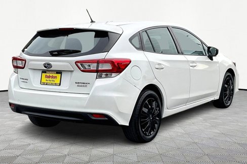 Used 2017 Subaru Impreza 2.0i image 5