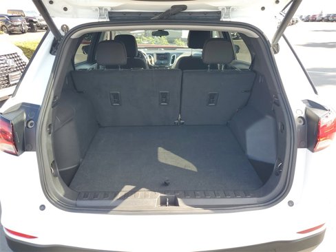 Used 2024 Chevrolet Equinox LT image 9
