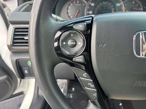 Used 2016 Honda Accord EX-L image 19