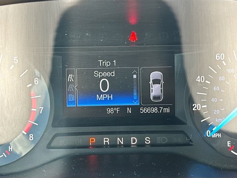 Used 2017 Ford Edge SE image 12