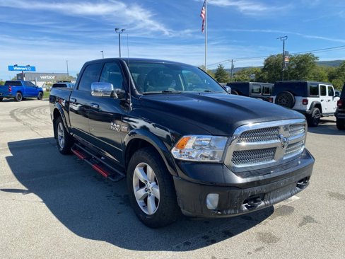 Used 2018 RAM 1500 SLT image 1