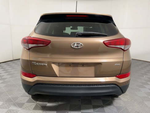 Used 2016 Hyundai Tucson SE w/ Option Group 12 image 8