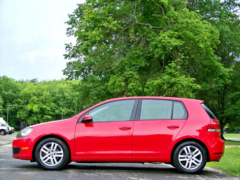 Used 2011 Volkswagen Golf 4-Door image 13