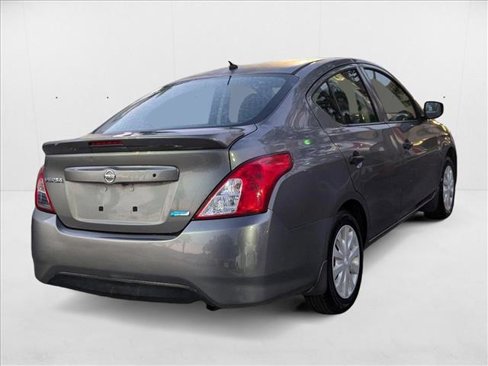 Used 2016 Nissan Versa S Plus image 5