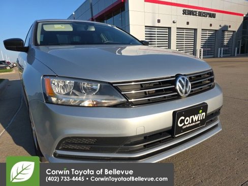 Used 2015 Volkswagen Jetta S image 12