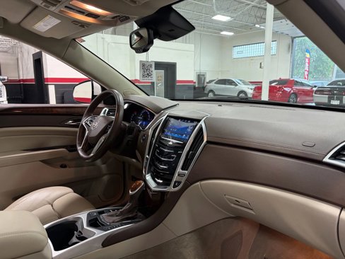 Used 2015 Cadillac SRX Luxury w/ Driver Awareness Package image 34
