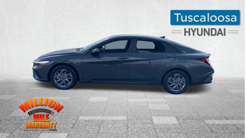 Used 2024 Hyundai Elantra SEL image 5
