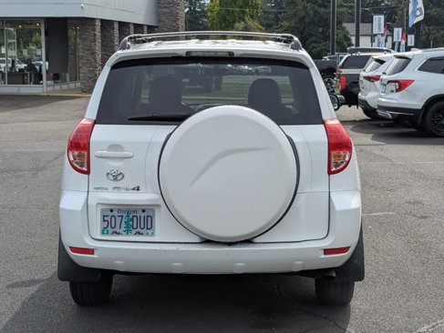 Used 2008 Toyota RAV4 2WD image 4