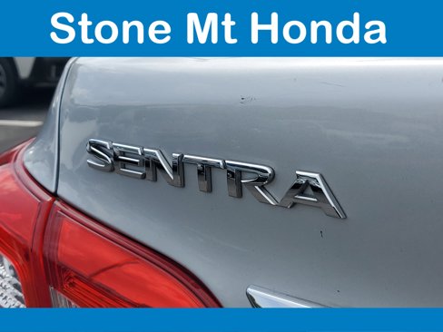 Used 2019 Nissan Sentra S image 7
