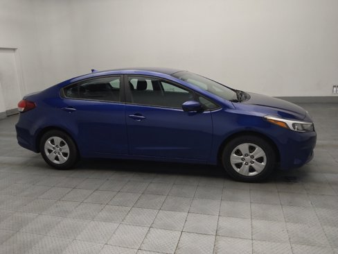 Used 2018 Kia Forte LX image 11