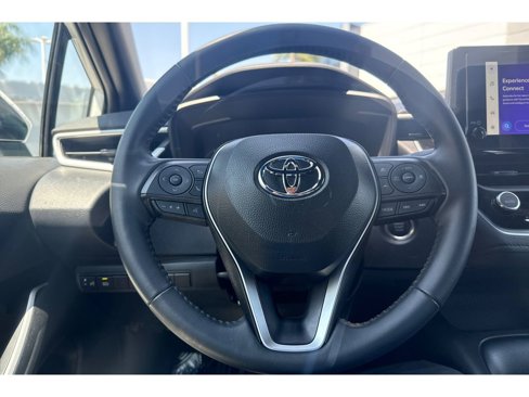 Used 2025 Toyota Corolla SE image 33