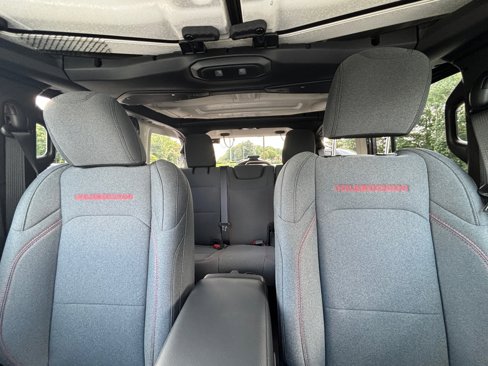 New 2025 Jeep Wrangler Unlimited Rubicon image 30