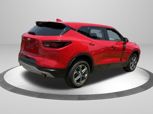 Used 2023 Chevrolet Blazer LT image 6