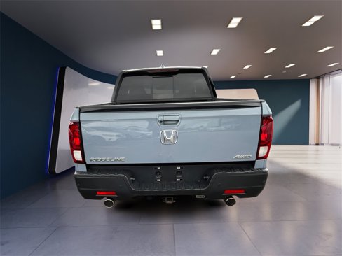 Used 2022 Honda Ridgeline Black Edition image 4