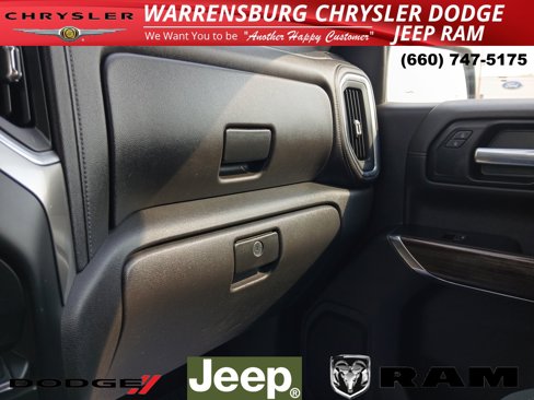 Used 2020 Chevrolet Silverado 1500 RST w/ Texas Edition image 24
