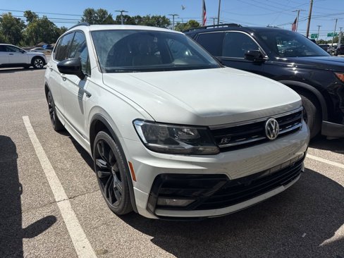 Used 2021 Volkswagen Tiguan SE R-Line image 1