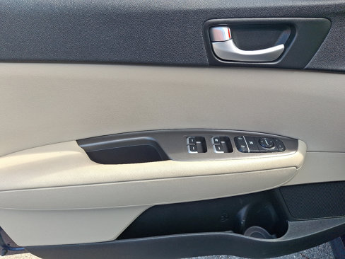 Used 2016 Kia Optima LX image 13