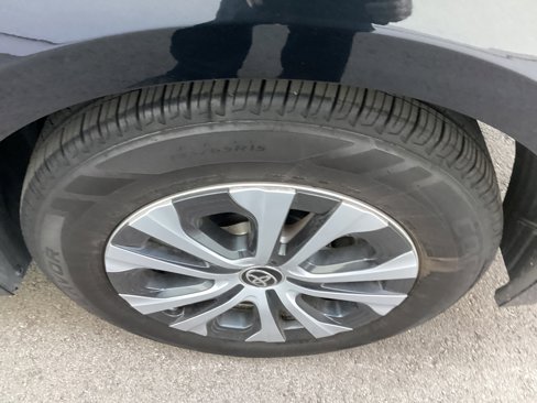 Certified 2021 Toyota Corolla LE image 14