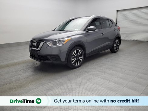 Used 2020 Nissan Kicks SV image 1