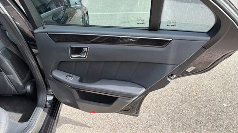 Used 2010 Mercedes-Benz E 63 AMG Sedan image 22