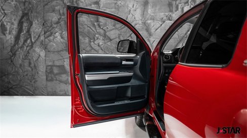 Used 2017 Toyota Tundra SR5 image 4