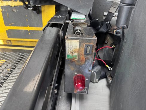Used 2014 Ford E-450 and Econoline 450 Super Duty w/ Shuttle Bus Prep Package image 18