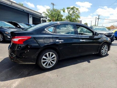 Used 2019 Nissan Sentra S image 11