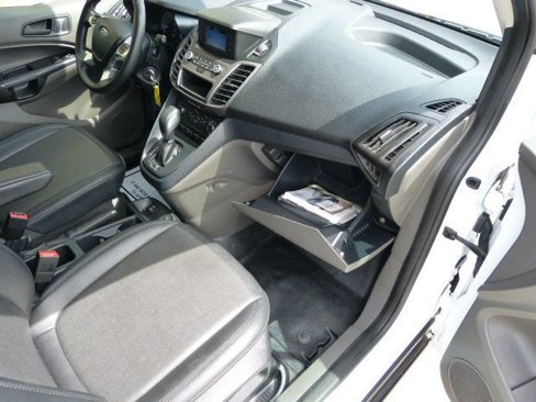 Used 2022 Ford Transit Connect XL image 28