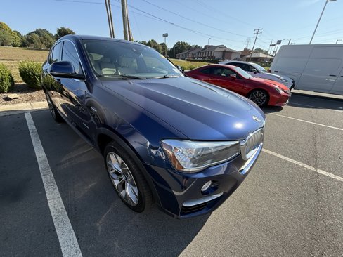 Used 2018 BMW X4 xDrive28i image 3
