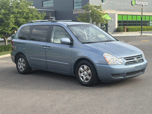 Used 2010 Kia Sedona image 6