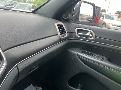 Used 2015 Jeep Grand Cherokee Limited image 13