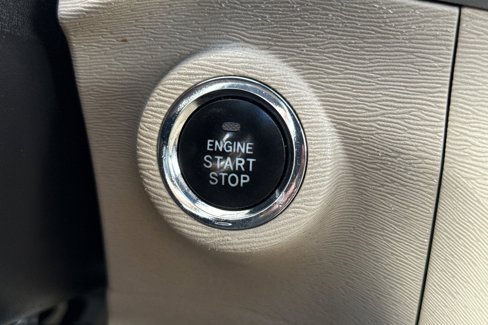 Used 2011 Toyota Venza AWD image 34