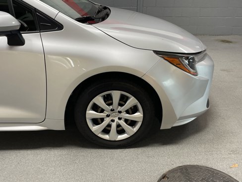 Used 2020 Toyota Corolla LE image 41