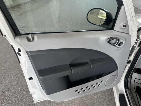 Used 2008 Chrysler PT Cruiser image 20