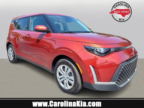 New 2025 Kia Soul LX image 1