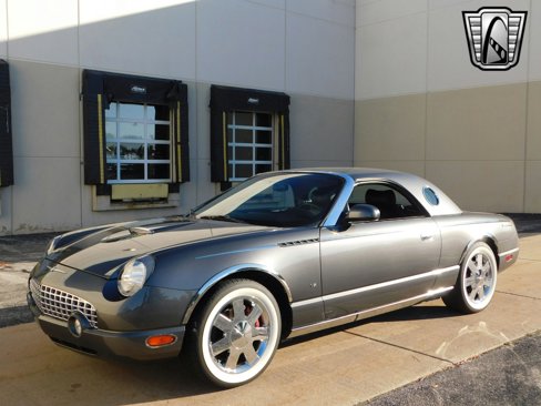 Used 2003 Ford Thunderbird image 4