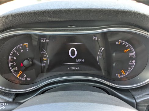Used 2021 Jeep Grand Cherokee Laredo X image 35