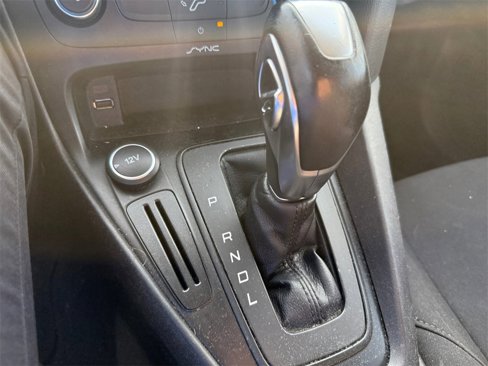 Used 2015 Ford Focus SE image 19