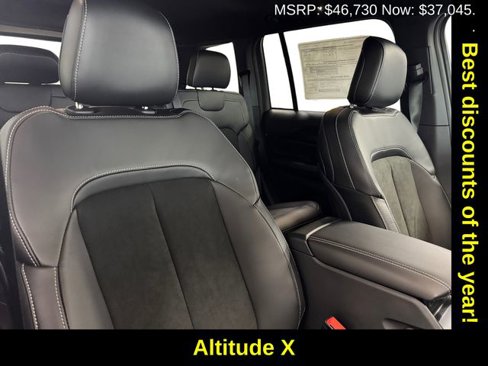 New 2025 Jeep Grand Cherokee Altitude image 7