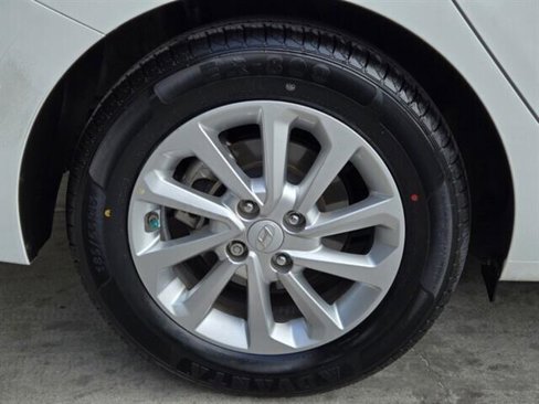 Used 2020 Hyundai Accent SEL image 9
