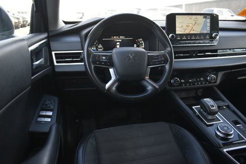 Used 2022 Mitsubishi Outlander SE image 19