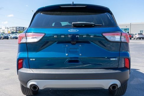Used 2020 Ford Escape SE image 7