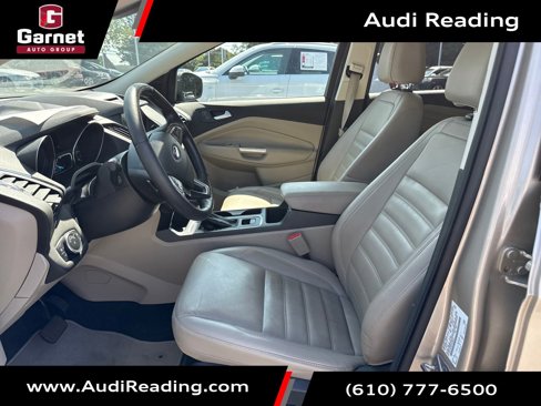 Used 2017 Ford Escape Titanium image 9