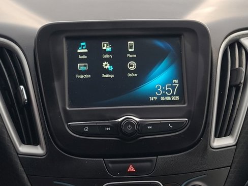 Used 2018 Chevrolet Malibu LS image 14