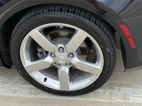Used 2018 Chevrolet Camaro LT w/ RS Package image 7