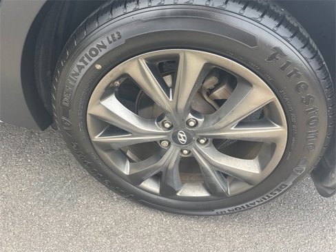Used 2018 Hyundai Santa Fe Sport image 15